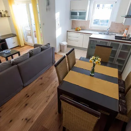 Beneta With Garage Apartman Zadar