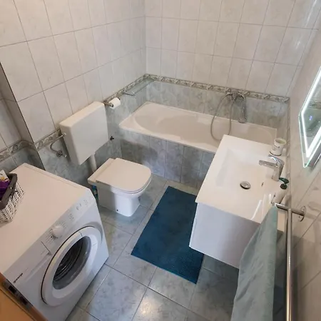 Apartman Beneta With Garage *